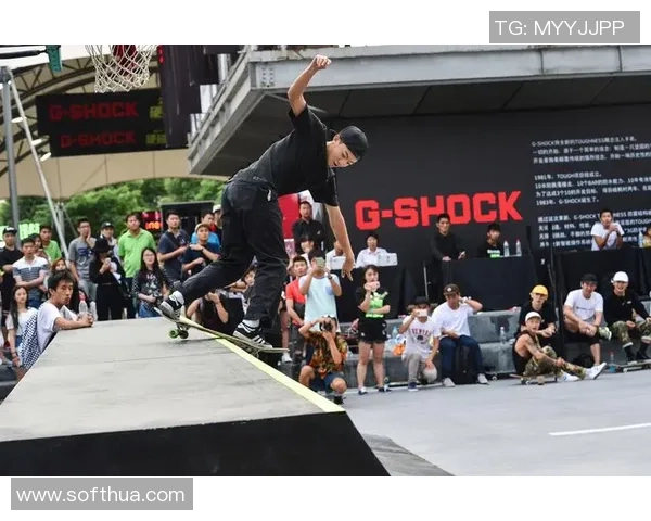 重庆滑板队在全国街舞大赛中逆袭成功展现青春热血与团队精神